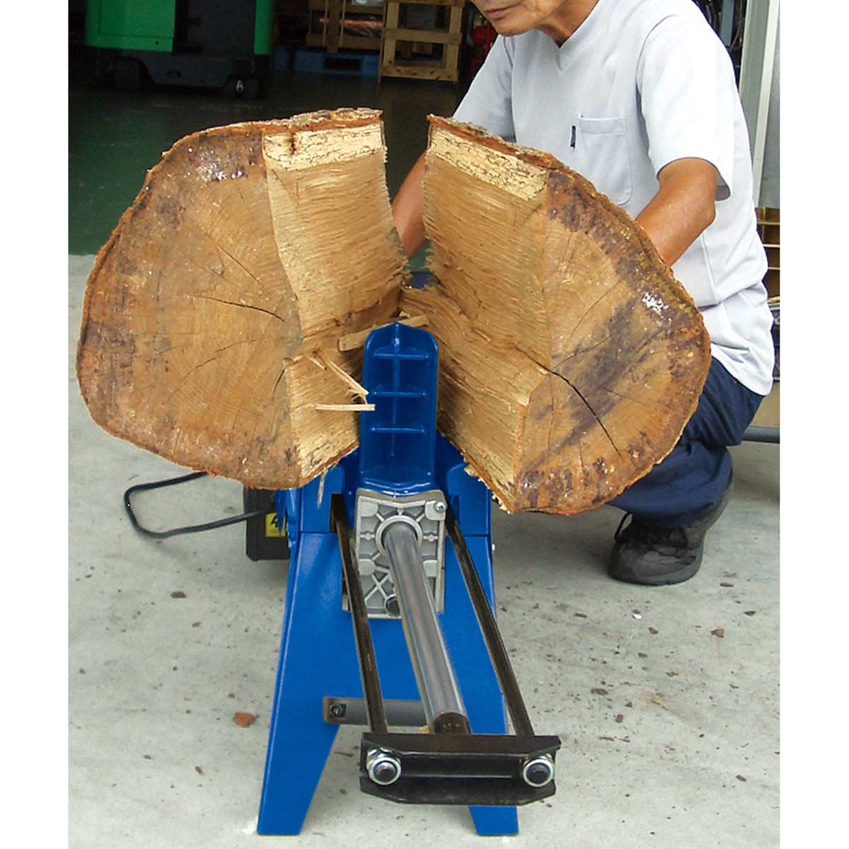電動薪割機5.5t 小型 静音 家庭用 薪ストーブ キャンプ ワンハンド操作 KT-155PRO-DX 和コーポレーション
