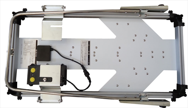 LED矢印板 ハイブリット（ソーラー/電池）式 ソーラーフラッシュアローⅡ SLY-GTK33C H432×W787mm 方向指示板 ダンレックス  DANREX｜保安用品のプロショップ メイバンオンライン
