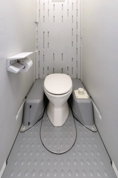 【陶器製洋式タイプ 】仮設トイレ 簡易式ポンプ水洗現場用次世代型仮設トイレ TU-iXF4W