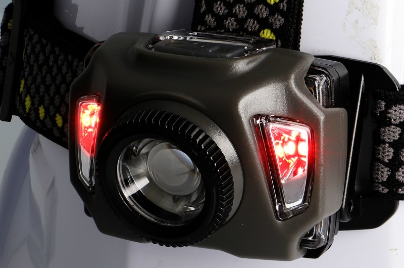 GENTOS LEDヘッドライト AR-F343HD 380lm IP64準拠 AXRAY 乾電池式 フォグライト Ra90高演色LED ジェントス
