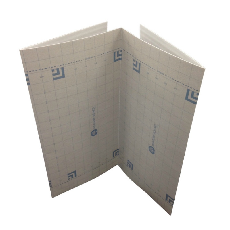【20枚セット】4つ折りタイプ 方眼目盛付 養生敷板 メジャーボード 厚み3mm 900mm×1800mm ポリプロピレン製 壁養生・床養生用
