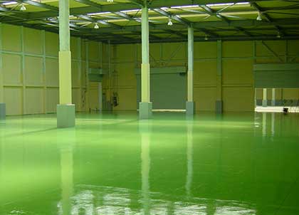 床用塗料 アトムフロアトップ＃5000 グリーン 15kg セミグロス仕上げ 一般防腐用塗料 コンクリート床・ 屋内外用 溶剤型一液アクリル塗料 アトミクス アトミクス