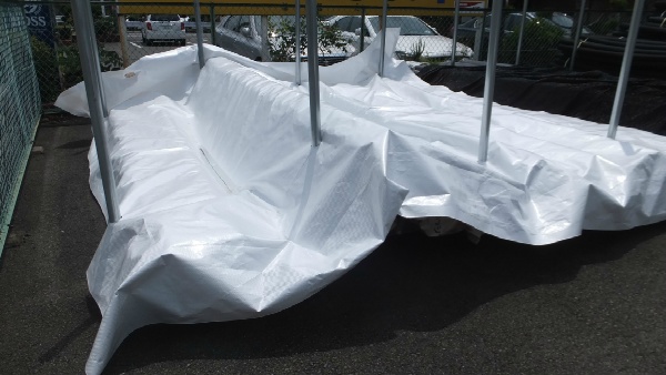 ターピー 遮熱シート スノーテックス スーパークール 1.8m×1.8m シートタイプ ハトメ付き ホワイト 遮熱性・耐候性 採光性 高強度 防水加工 養生遮熱カバー 日本製 Tarpeework HAGIHARA 萩原工業