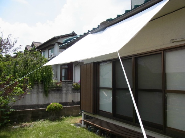 ターピー 遮熱シート スノーテックス クール 1.8m×1.8m シートタイプ ハトメ付き ホワイト 遮熱性・耐候性 採光性 高強度 防水加工 養生遮熱カバー 日本製 Tarpeework HAGIHARA 萩原工業