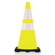 PVCプリンスコーン2 H700mm 黄／白 350×350×H700mm 三角コーン パイロン カラーコーン