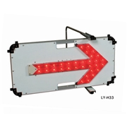 LED矢印板 乾電池式 フラッシュアローⅡ LY-H33 赤 H432×W787mm 方向指示板 ダンレックス DANREX