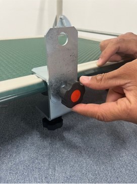 荷崩れ防止クリップ
