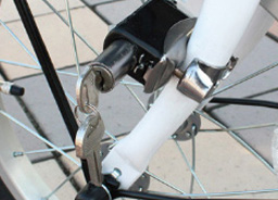 三輪自転車 SWING CHARLIE ロータイプ スイング機能付 MG-TRE16L